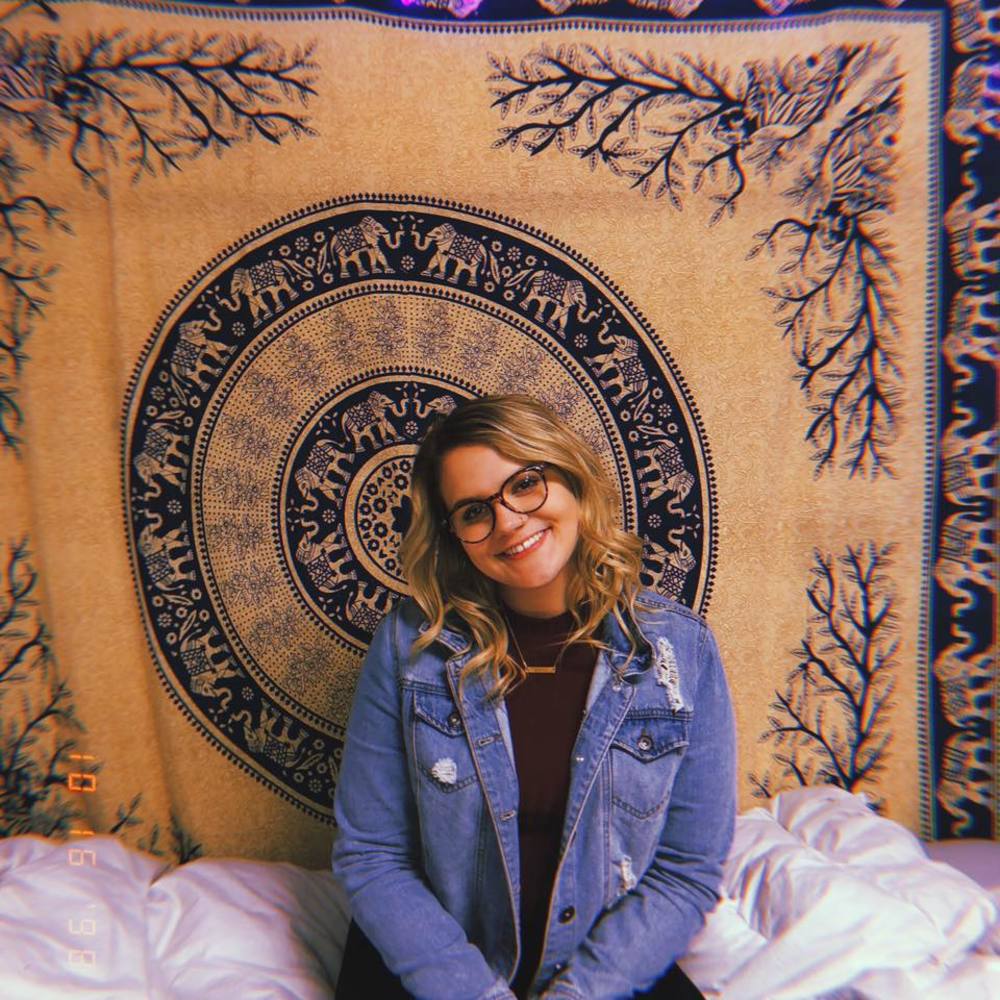 Meet your Posher, Lyndsey